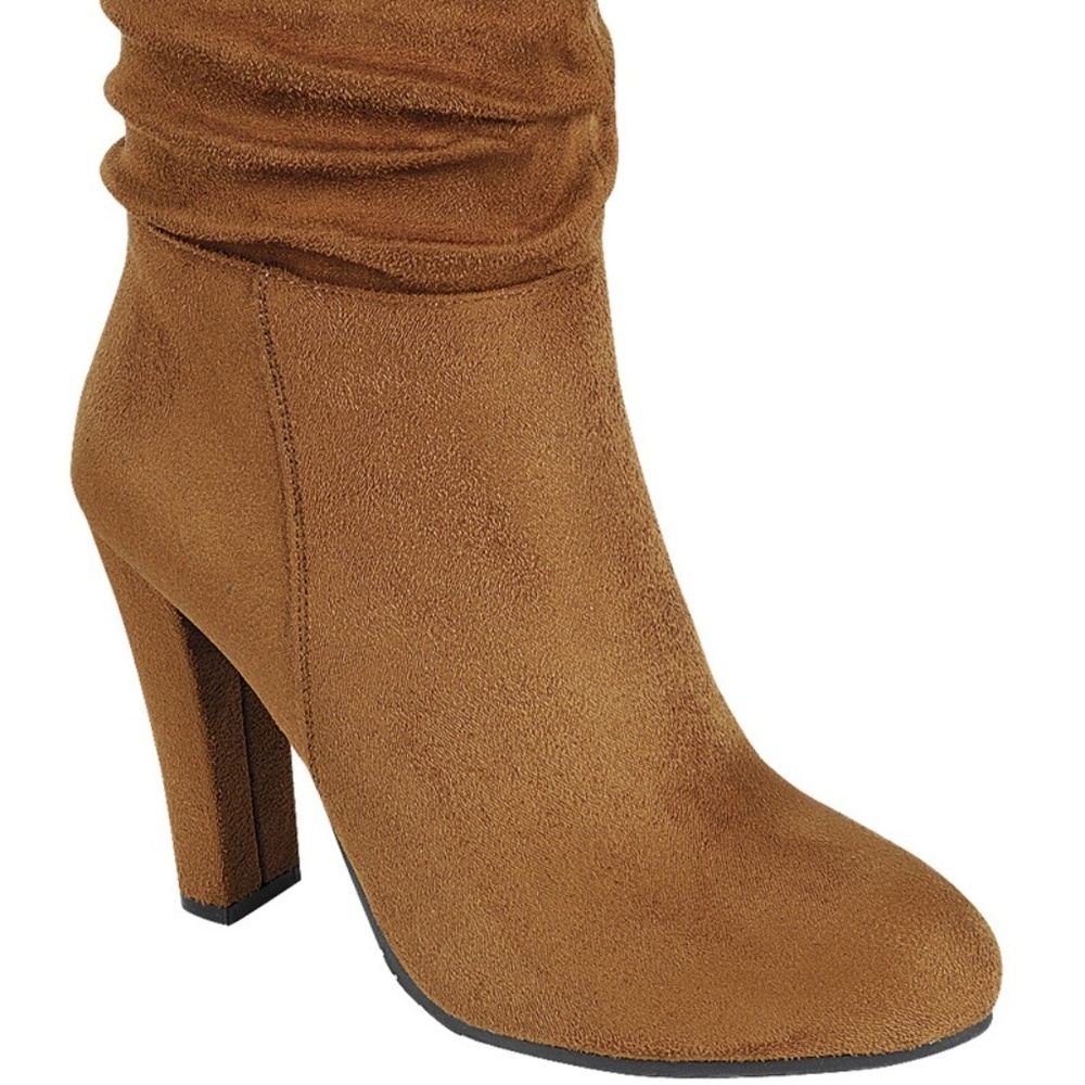 *Sunday sale price firm* Tan gathered ankle bootie - Picture 2 of 4
